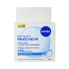 Nivea Essentials hydraterende dagcreme normal huid SPF30 50.00 Milliliter