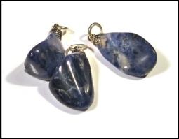 Ruben Robijn Edelsteenhanger sodaliet 1 Stuks