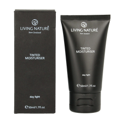 Living Nature Day light tinted moisturiser 50 Milliliter