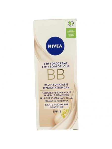 Essentials BB cream light SPF10