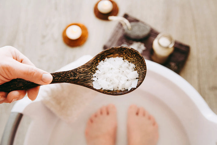 Magnesium bath salt and flakes: Relaxation for body and mind