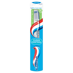 Aquafresh Tandenborstel clean control medium 1 Stuks