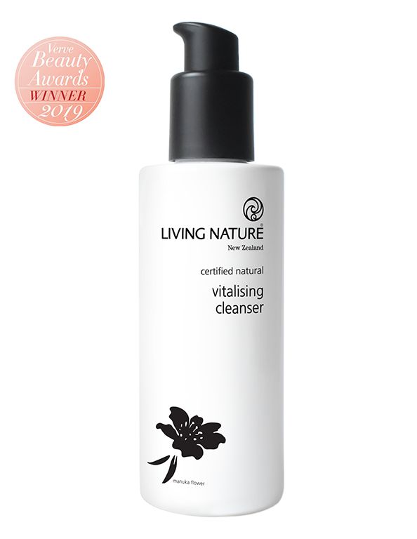 Living Nature Vitalising cleanser 120 Milliliter